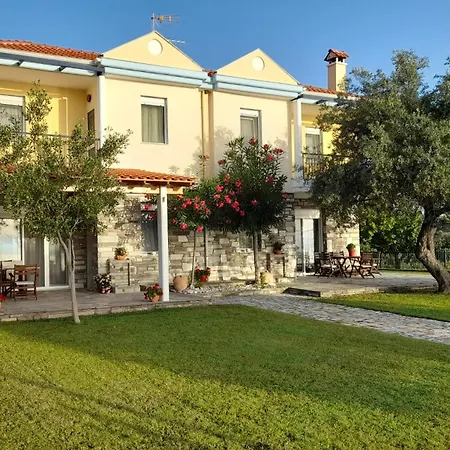 Twins * Agios Nikolaos (Chalkidiki)